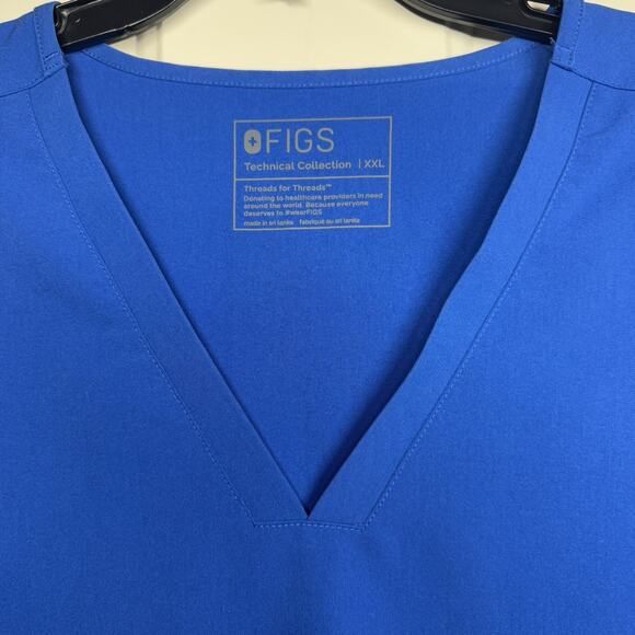 FIGS Women’s Casma Three-Pocket Scrub Top in Royal Blue Size XXL - Picture 4 of 5